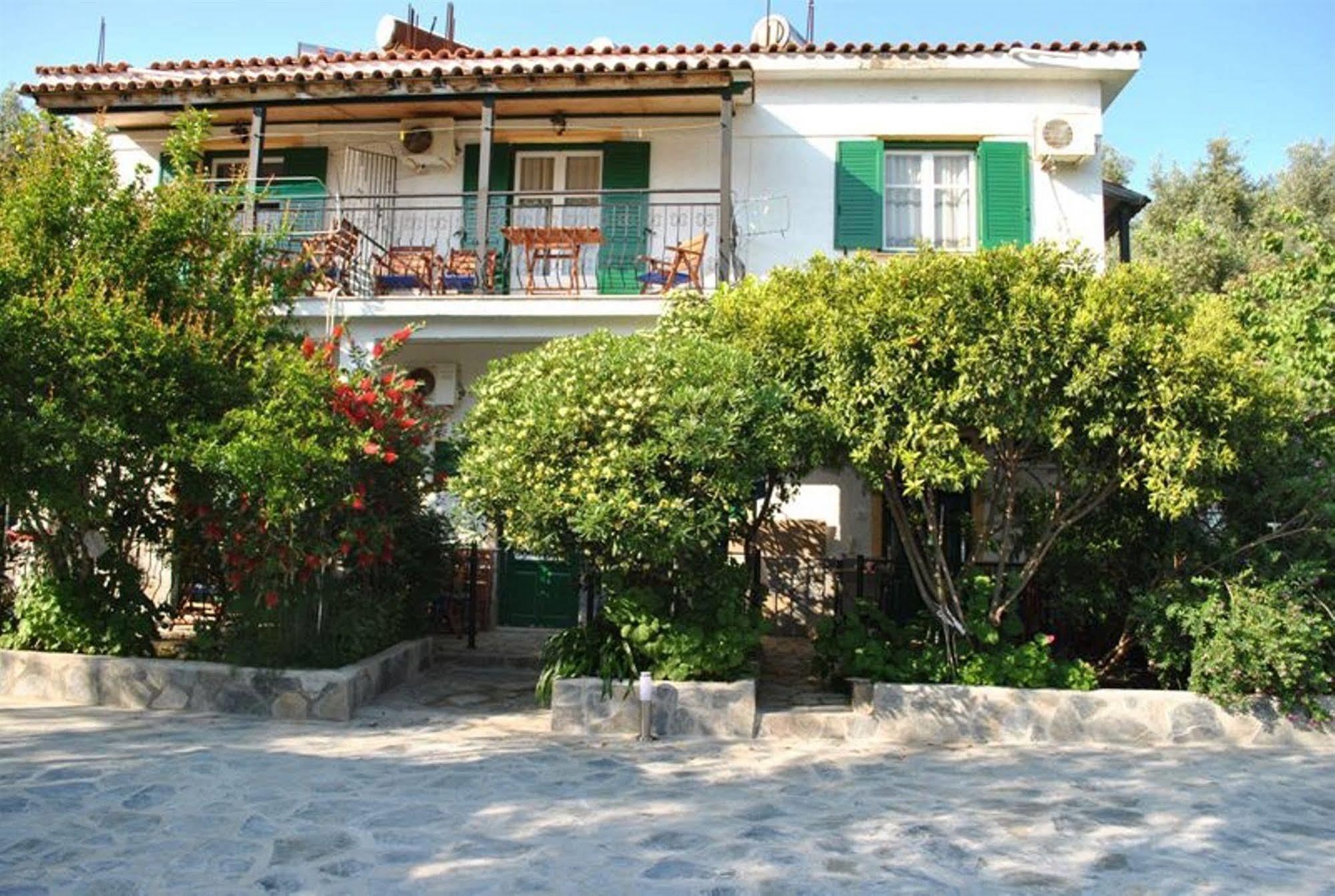 Stelios Studios Megali Ammos (Skiathos) Exterior foto